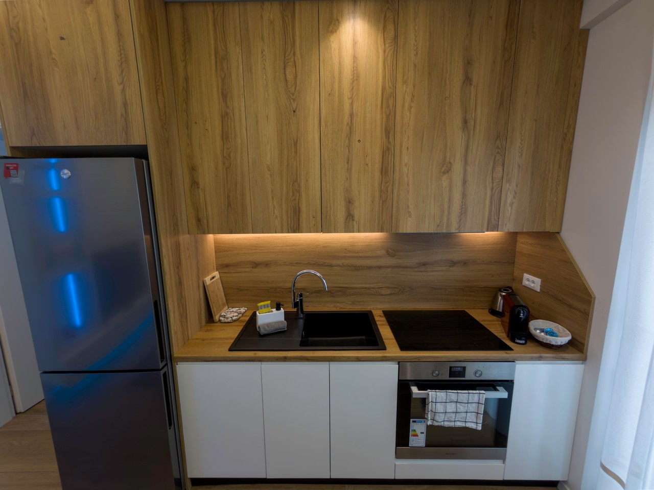 Cucina su misura dell'Appartamento 1, ristrutturazione Villa Hajdi a Merano - Gino Bau