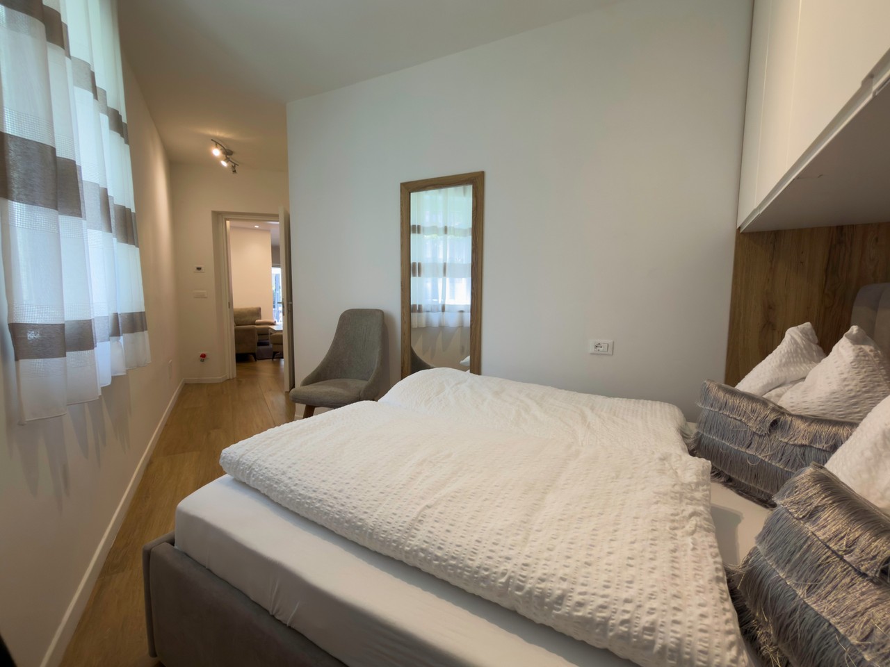 Camera da letto dell'Appartamento 2, ristrutturazione Villa Hajdi a Merano - Gino Bau