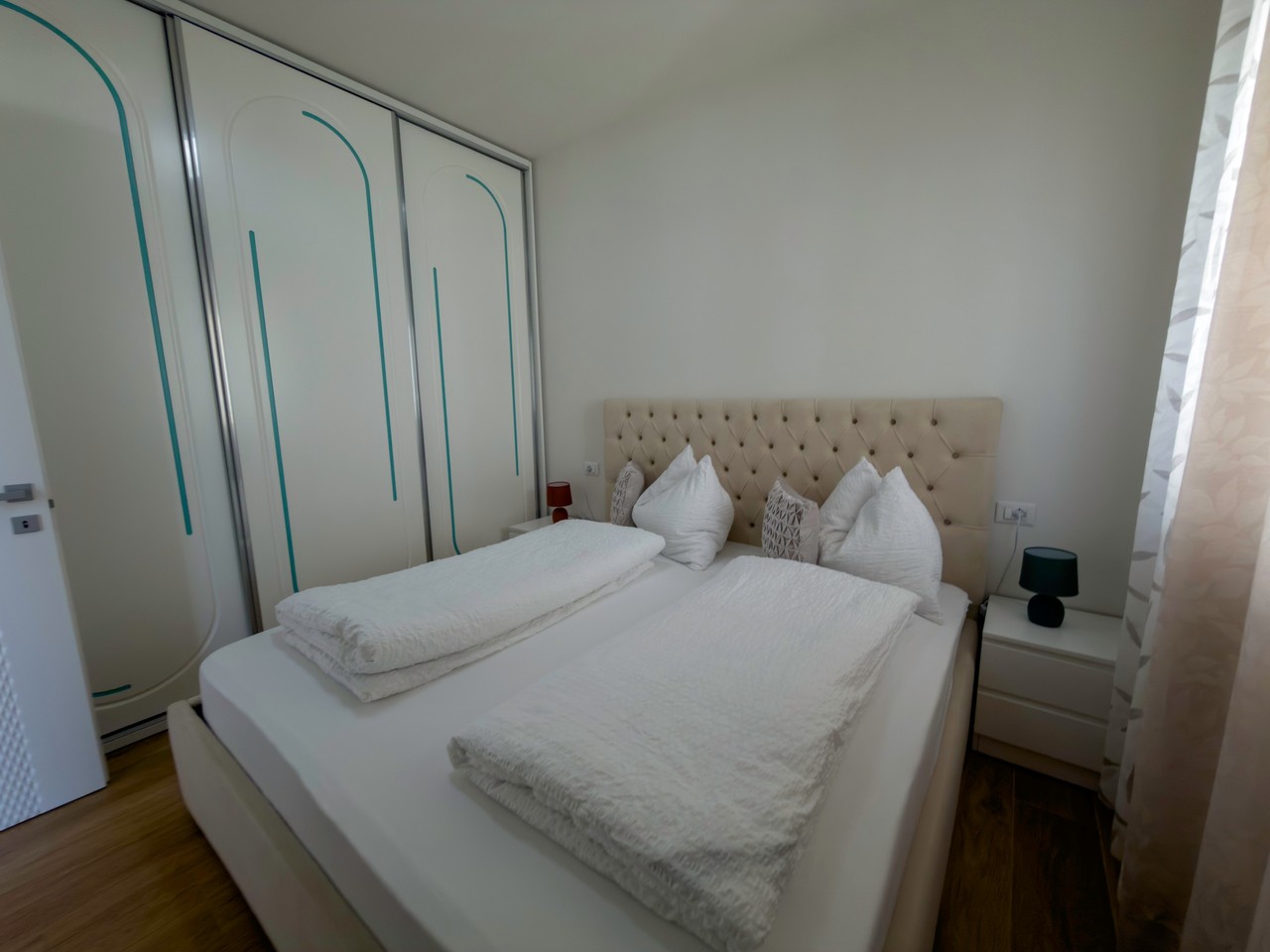 Camera da letto dell'Appartamento 4, ristrutturazione Villa Hajdi a Merano - Gino Bau
